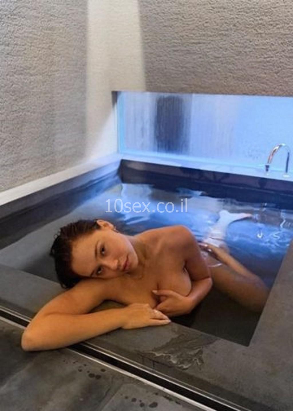 נלי – החרמנית הכי מקסימה בת 23 בסביון